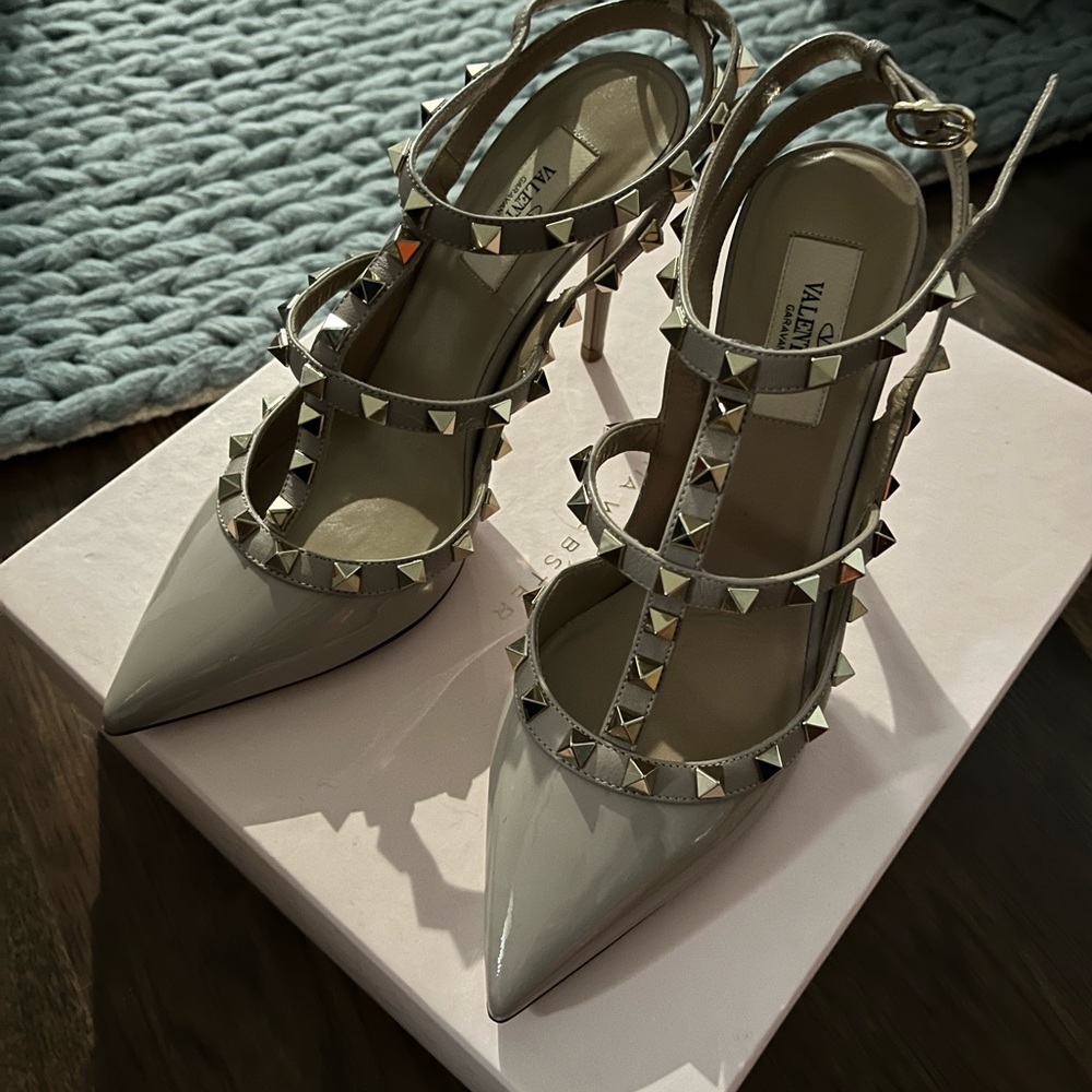 Valentino rockstud pumps size 38 brand new